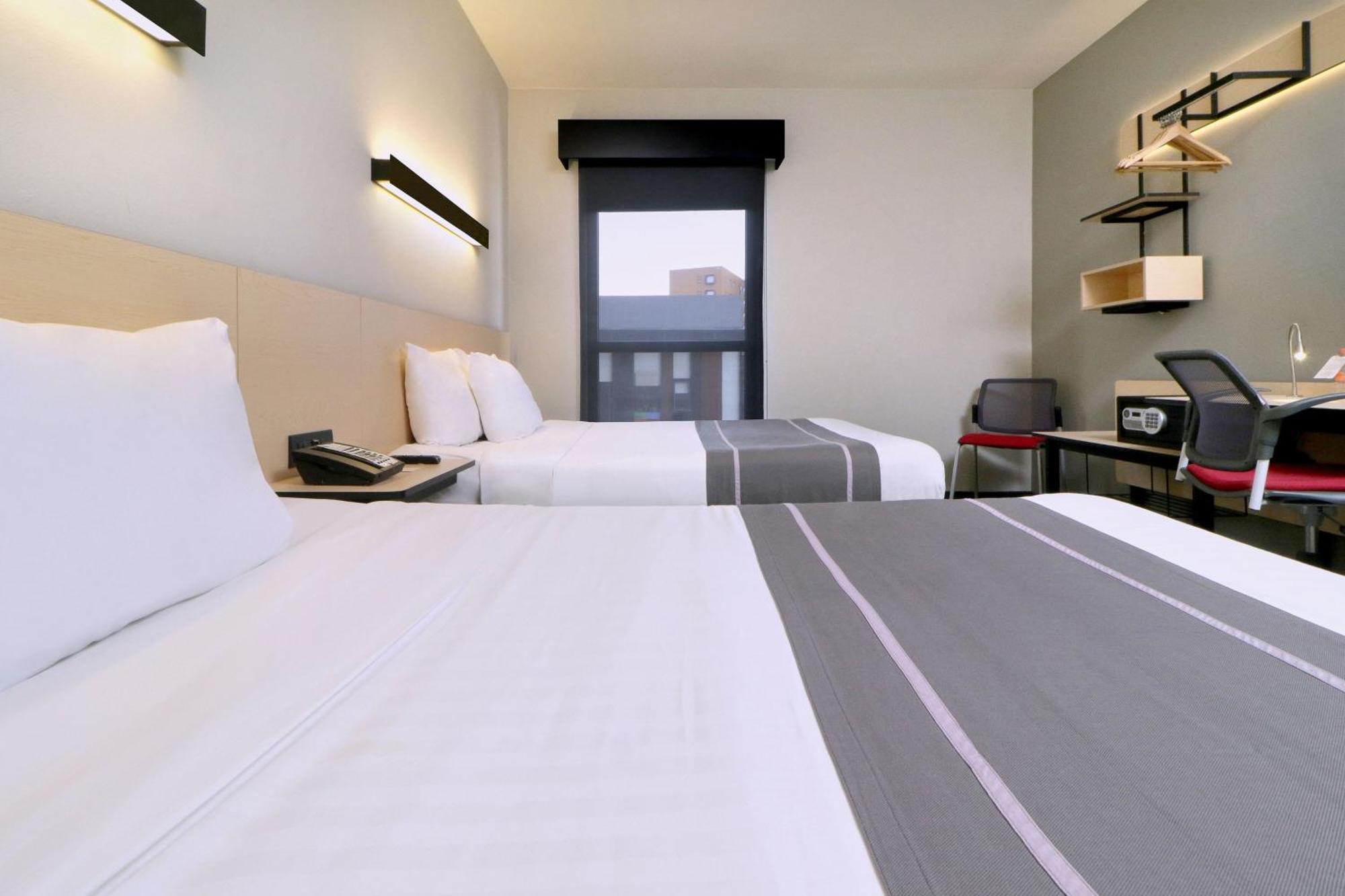 City Express Plus By Marriott Monterrey Nuevo Sur Ngoại thất bức ảnh