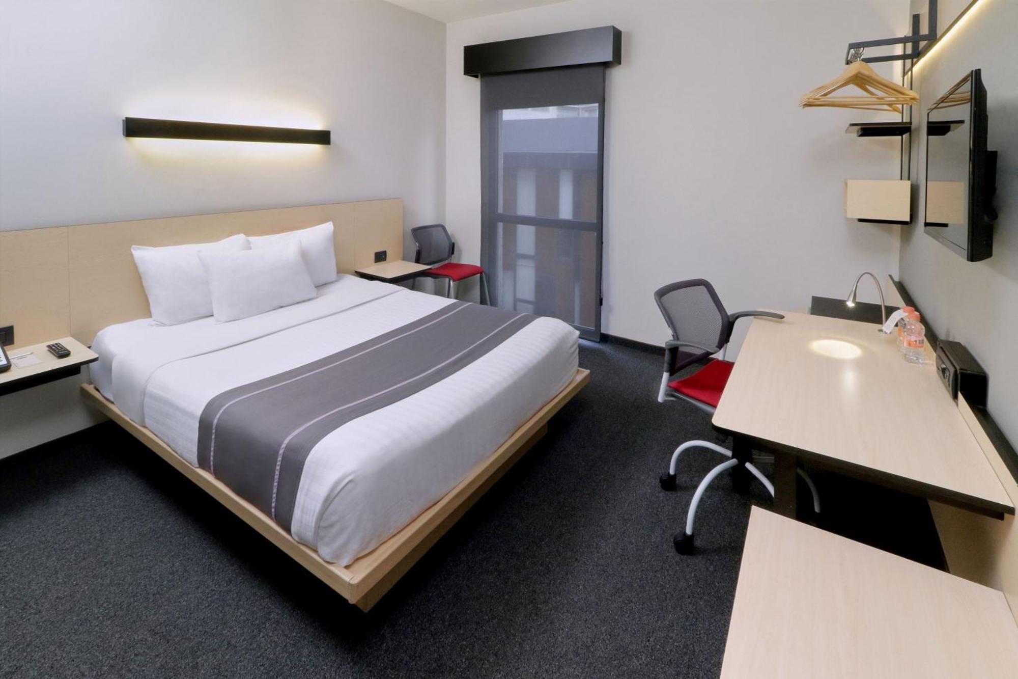 City Express Plus By Marriott Monterrey Nuevo Sur Ngoại thất bức ảnh
